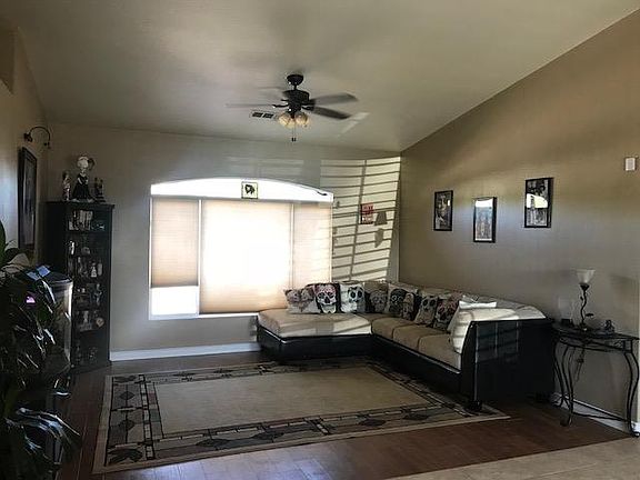 4th image of 13717 Sahale Ct