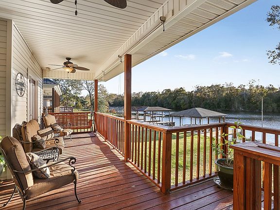 2nd image of 15867 Cypress Point Ln