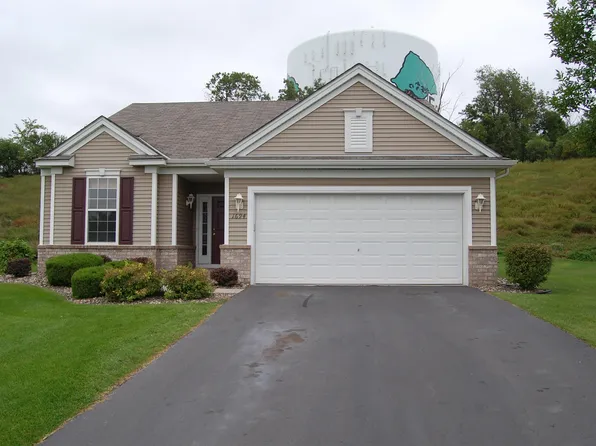 1694 Oakbrooke Ct, Eagan, MN 55122