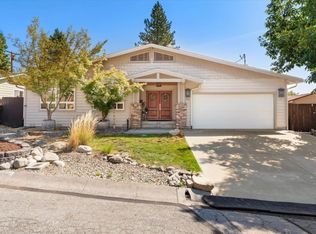 914 Park Pl, Yreka, CA 96097