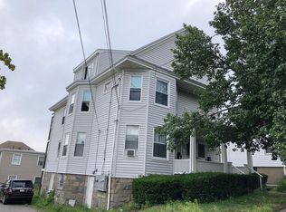 271 Crescent Ave, Revere, MA 02151