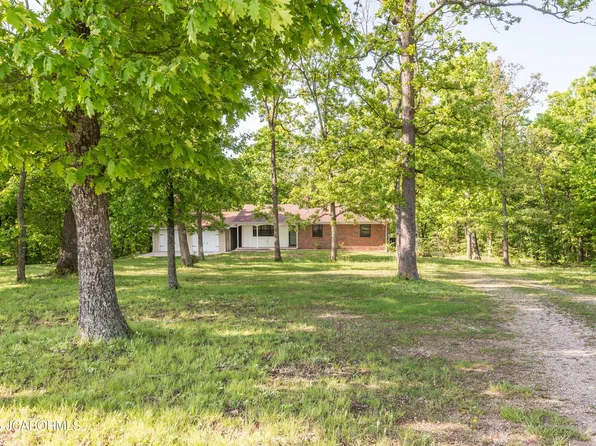 3911 Route E, Jefferson City, MO 65101