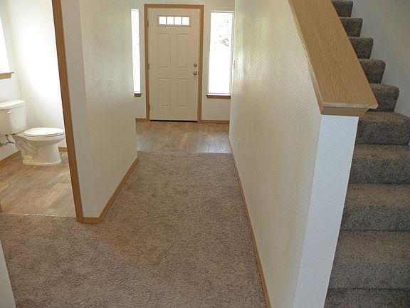 4th image of 51203 Wollochet Dr