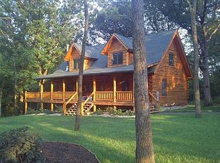 48 Indian Hills Dr, Putnam, IL