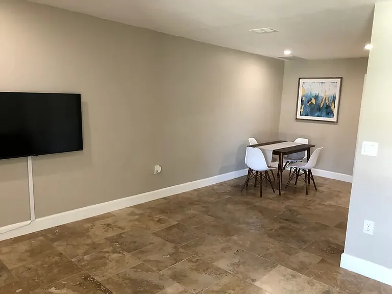 4717 Vilabella Dr — Photo 3