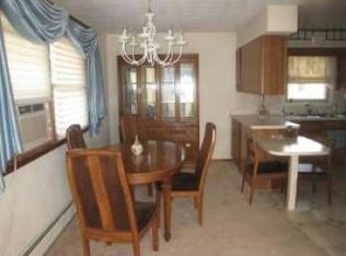 2804 Tyler Ave, Waukegan, IL 60087