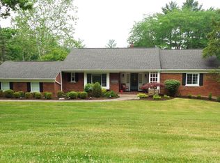5915 Farlook Dr, Cincinnati, OH 45247