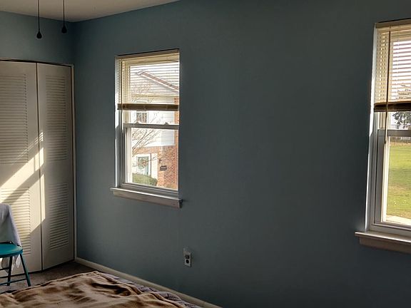 5th image of 2011 Beech Ln