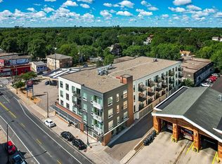 Zest, Minneapolis, MN 55419