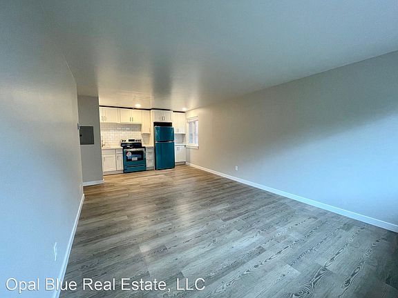 5th image of 23 Valley St #10969477