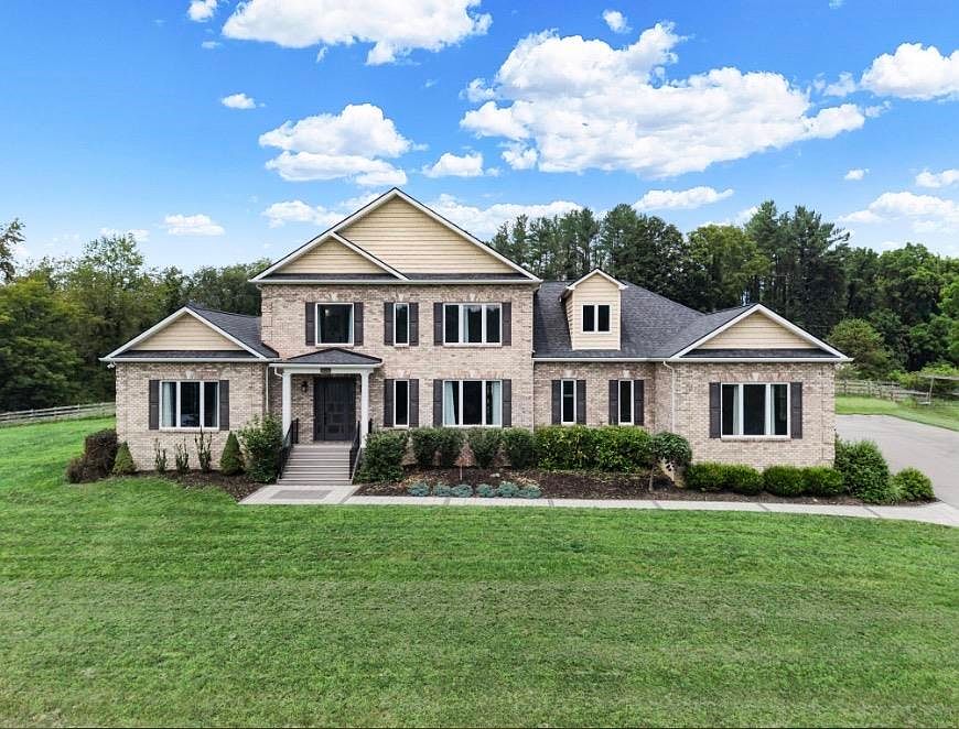 1st image of 2075 Brooksfield Rd