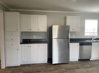 501 White Willow Dr #501, Flint, MI 48506