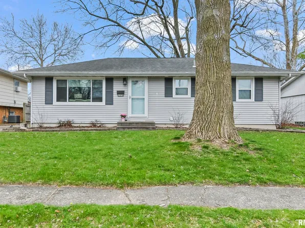 2328 Queensway Rd, Springfield, IL 62703