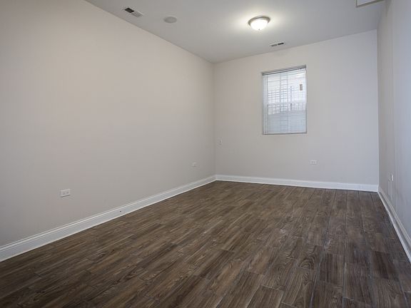 5th image of 6500 N Claremont Ave #6506-1E