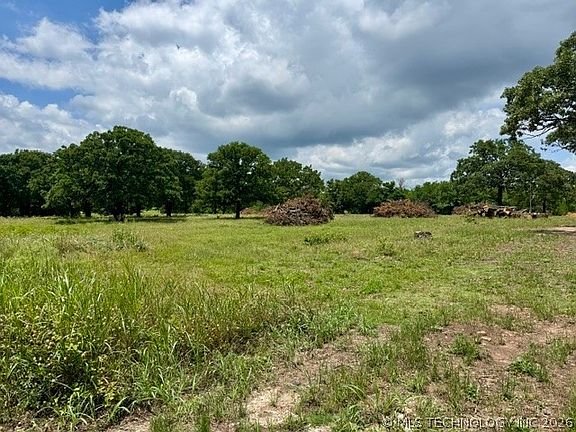 5th image of 10058 McDuffee Rd