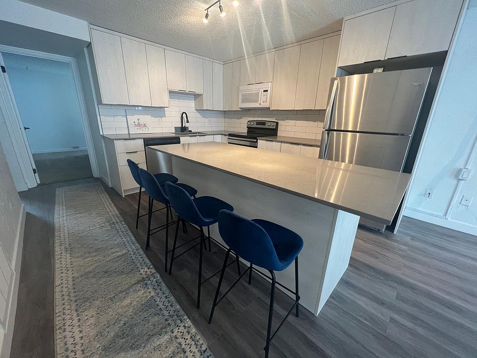 Kitchen plus awesome!