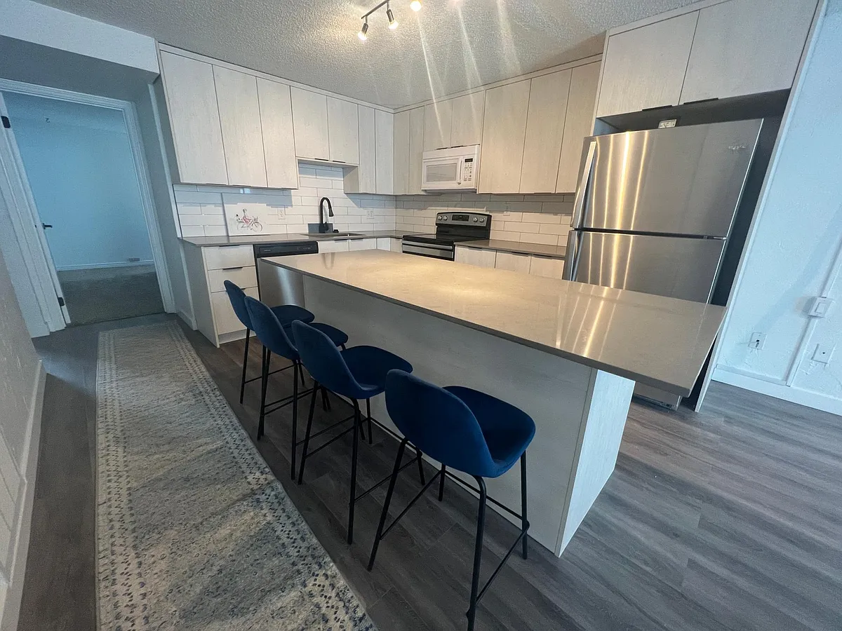 Kitchen plus awesome! - 1150 Deer Valley Dr #1014