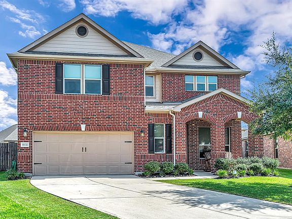 3rd image of 11122 Avery Oaks Ln