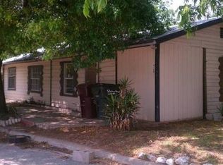 428 Avenue J, Poteet, TX 78065