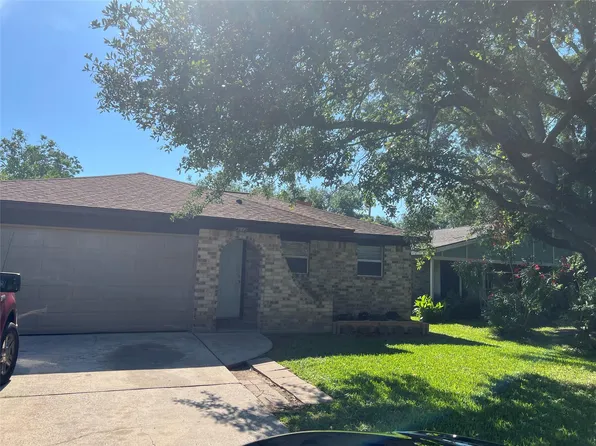 4112 19th St N, Texas City, TX 77590