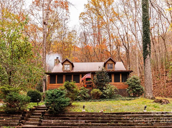 33 Biltmore Cir, Bryson City, NC 28713