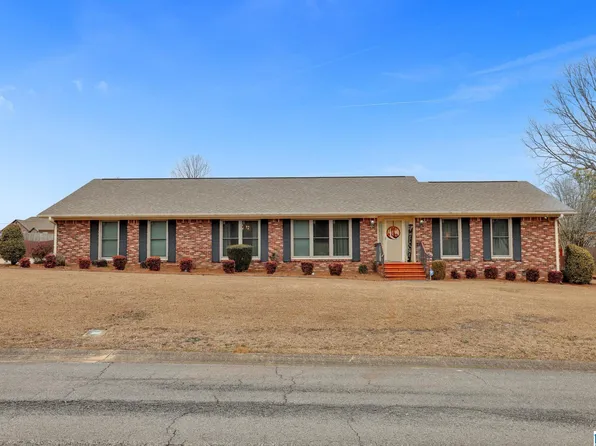 1232 13th St, Pleasant Grove, AL 35127