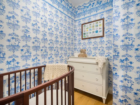 3 Hanover Square image 13 of 19