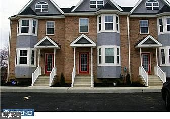 1st image of 322 William Taft Ave