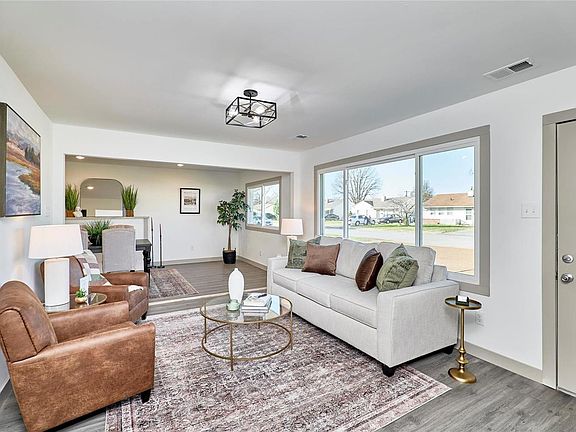 4th image of 4216 Saint Leonard Ln
