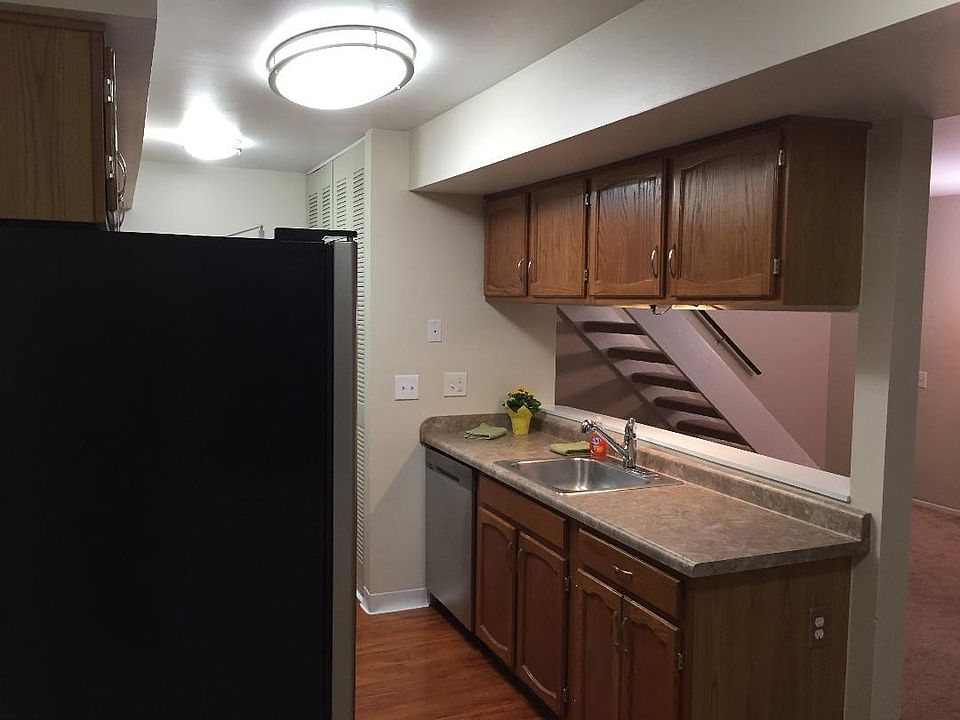 1st image of 3233 Northfield Ct #A
