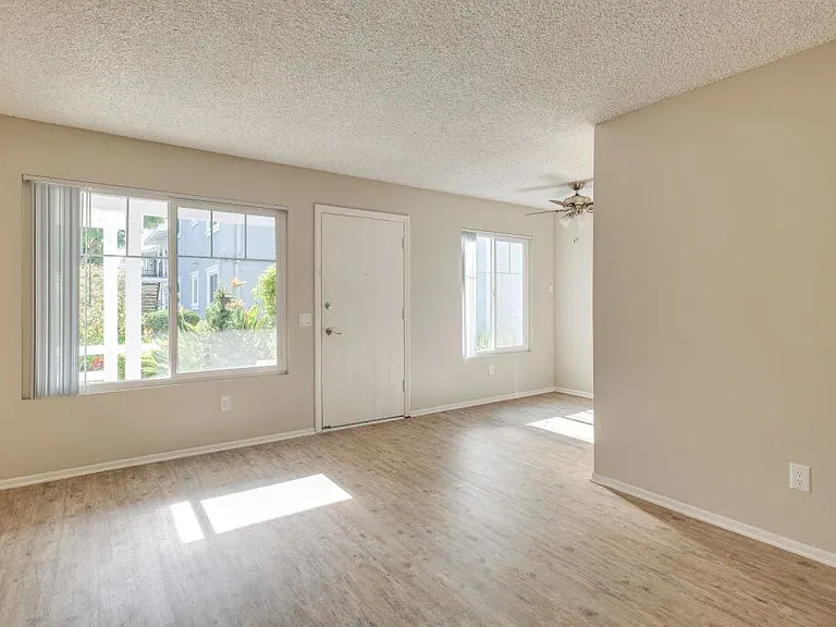 The Pointe at 2316 — Photo 3