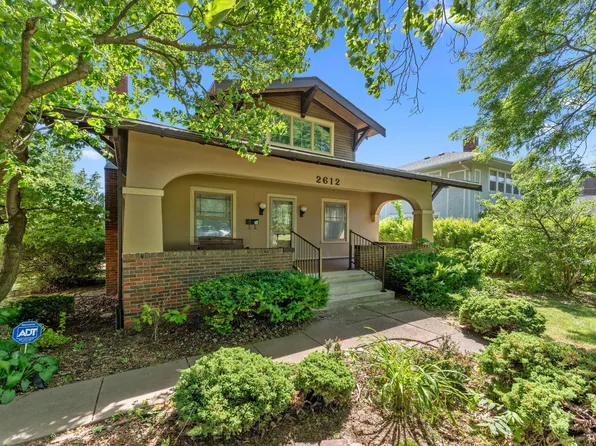 2612 Mulberry Ave, Muscatine, IA 52761