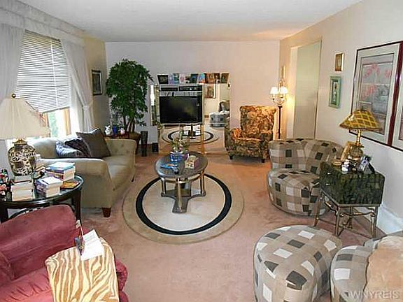 4th image of 3367 Bethford Dr