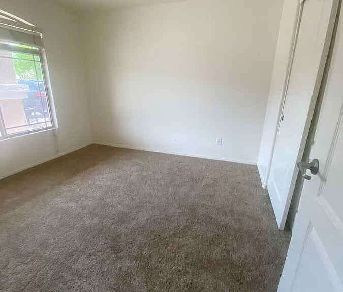 4850 N 113th Dr — Photo 17