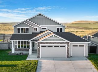 8202 Lennox St, West Richland, WA 99353