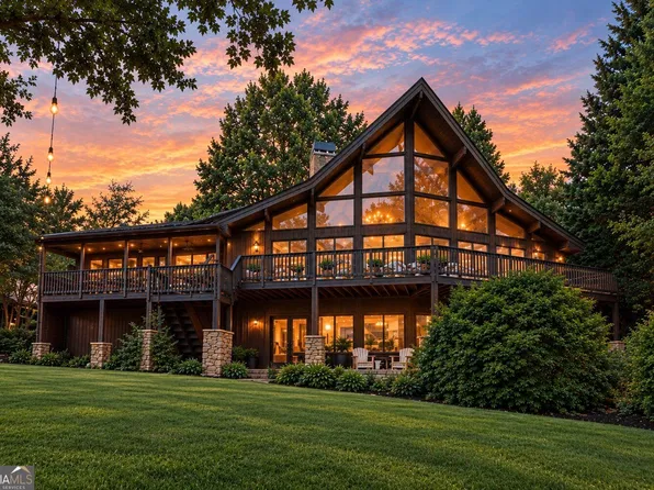 431 Oakmont Dr, Hiawassee, GA 30546