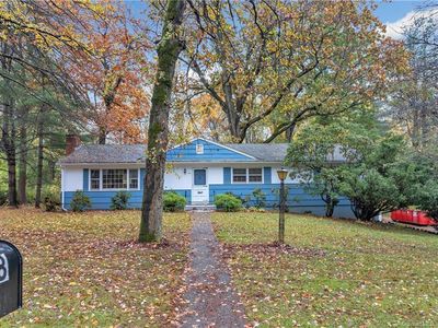 48 Spinning Wheel Rd, Trumbull, CT, 06611