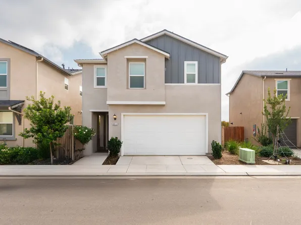 6313 E Meritage Dr, Fresno, CA 93727
