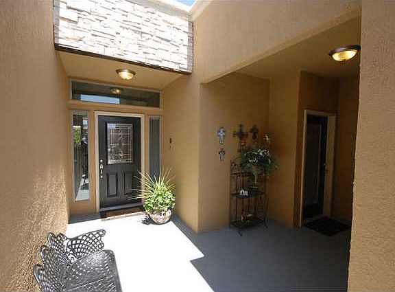 3rd image of 3529 Tierra Vergel Dr