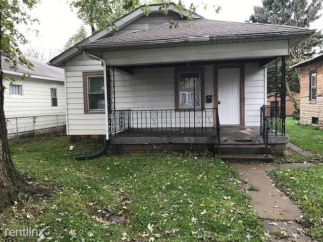 1502 N Grant Ave photo 1