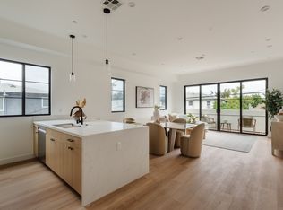 1952 S Garth Ave #1/2, Los Angeles, CA 90034