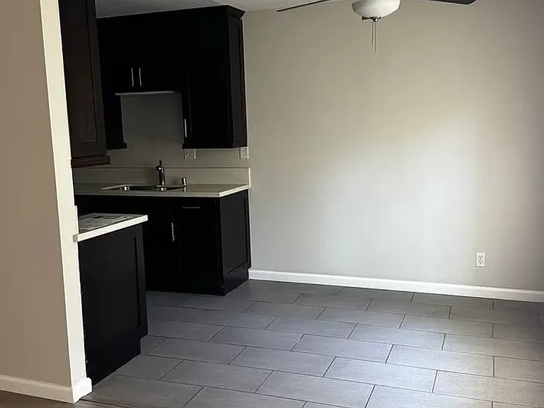 4560 North Ave #11 — Photo 2