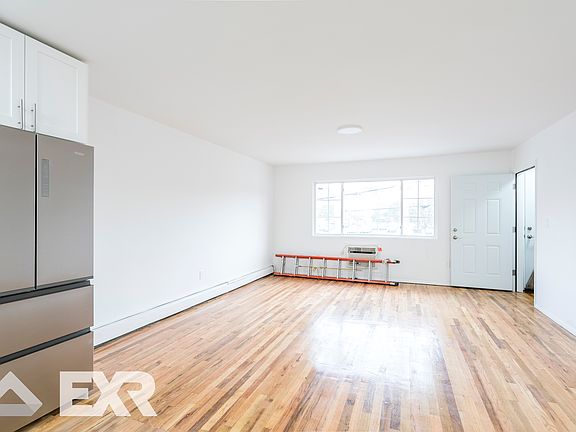 3rd image of 325 Winthrop St #3A