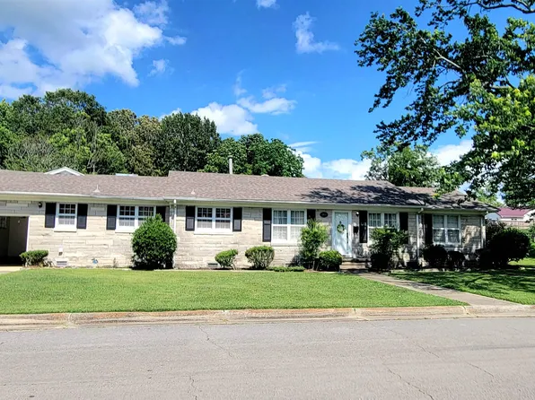 1000 Scott Ave NW, Russellville, AL 35653