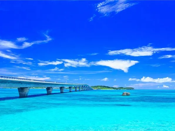 4833 Europa DR, NAPLES, FL 34105