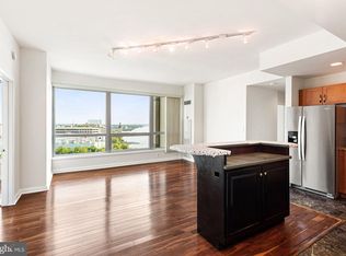901 N Penn St Unit R1107, Philadelphia, PA 19123