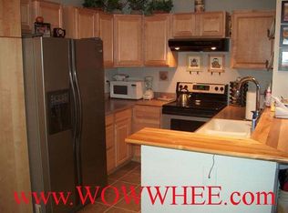 27645 Susan Beth Way UNIT C, Santa Clarita, CA 91350