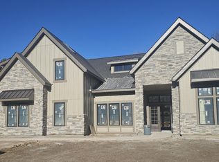 6205 Hillside Rd, Edina, MN 55436