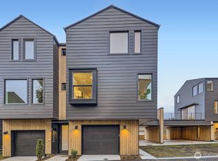 1325 N 185th St #B, Shoreline, WA