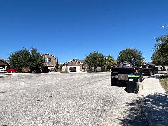 5th image of 6556 Luckey Sq